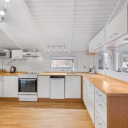 Orm - 2-3km From The Sea By Interhome