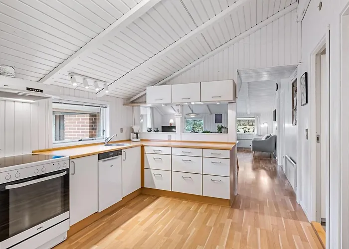 Semesterbostad Orm - 2-3km From The Sea By Interhome *